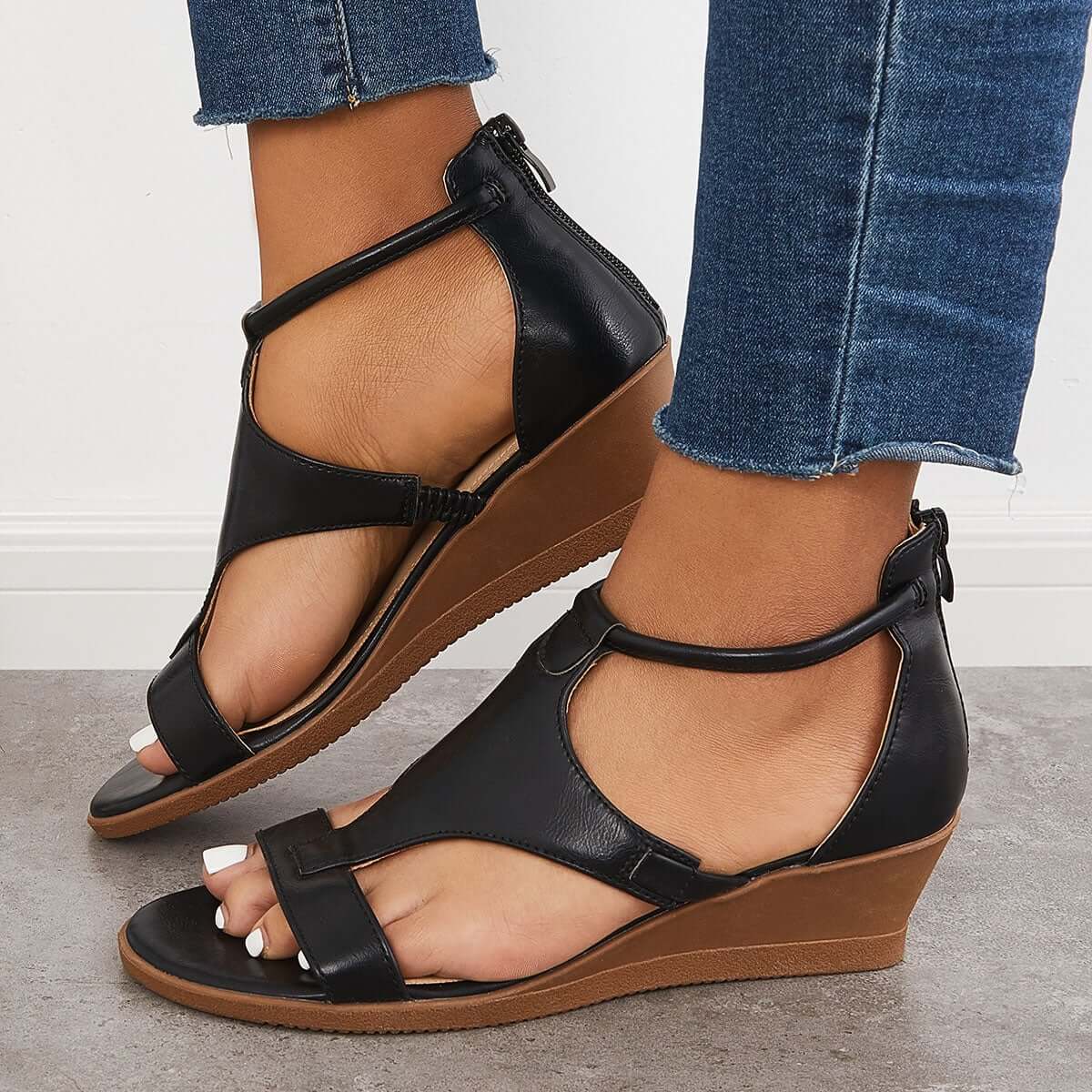 CD | T-Strap Low Wedge Sandale Back Zip Ankle Strap Pantofi