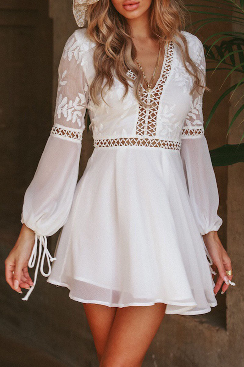 CD | Rochie mini din sifon și dantelă