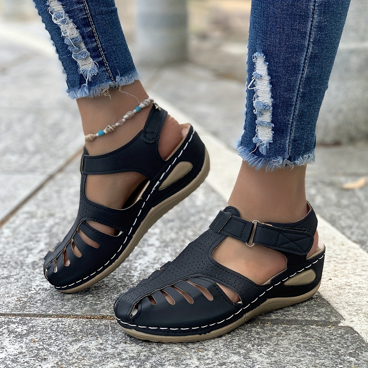CD | Sandale clasice și elegante