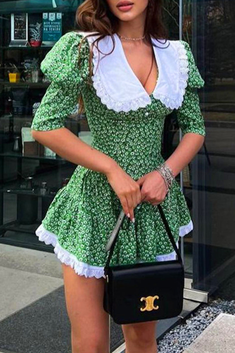 CD | Mini rochie cu guler Claudine în aspect retro