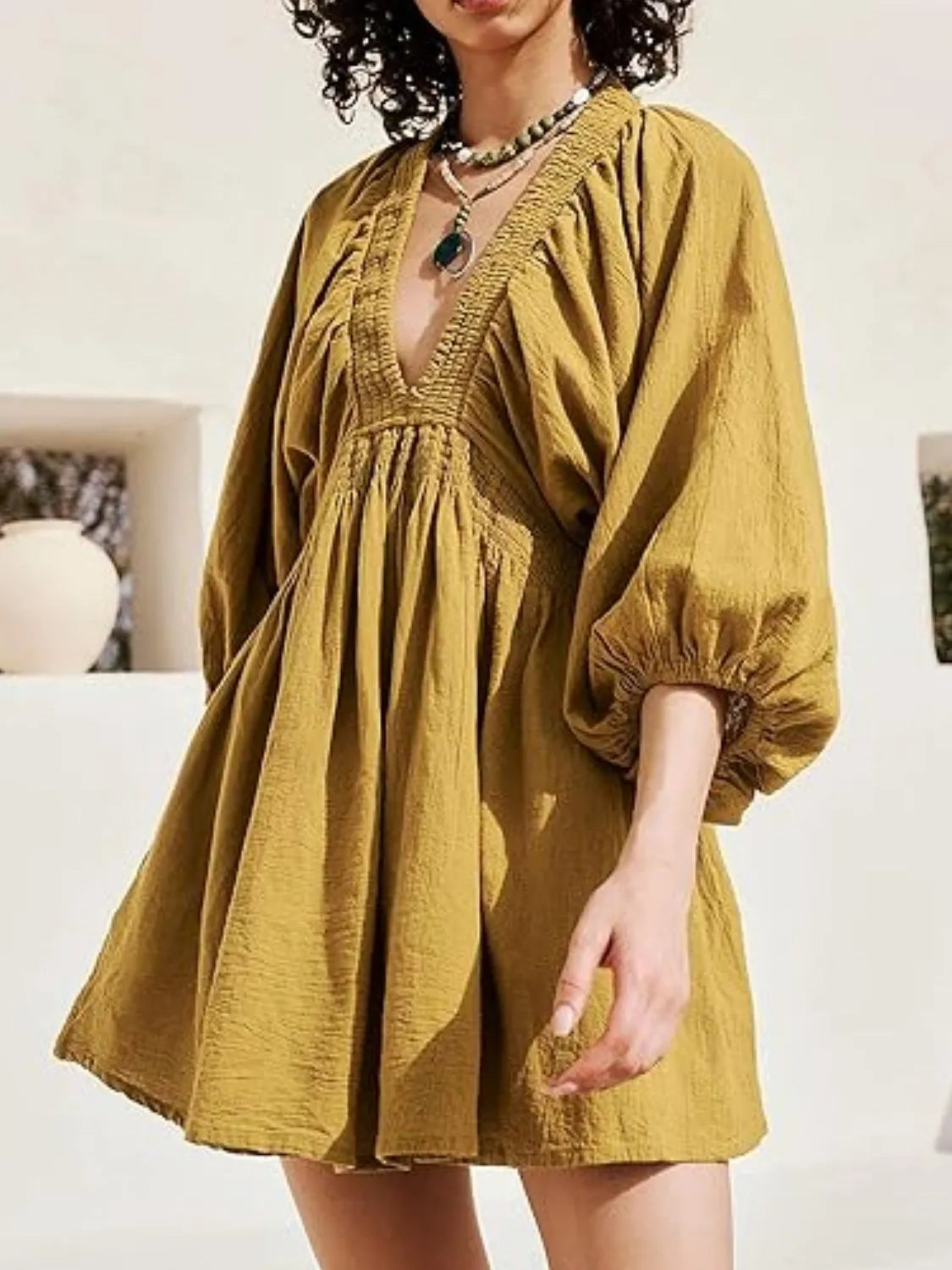 CD | Rochie mini texturată cu decolteu în V