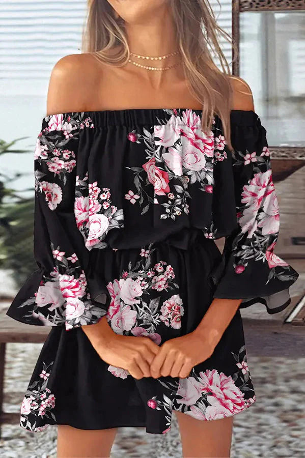 CD | It All Begins with Love Rochie mini imprimată cu umerii deschiși