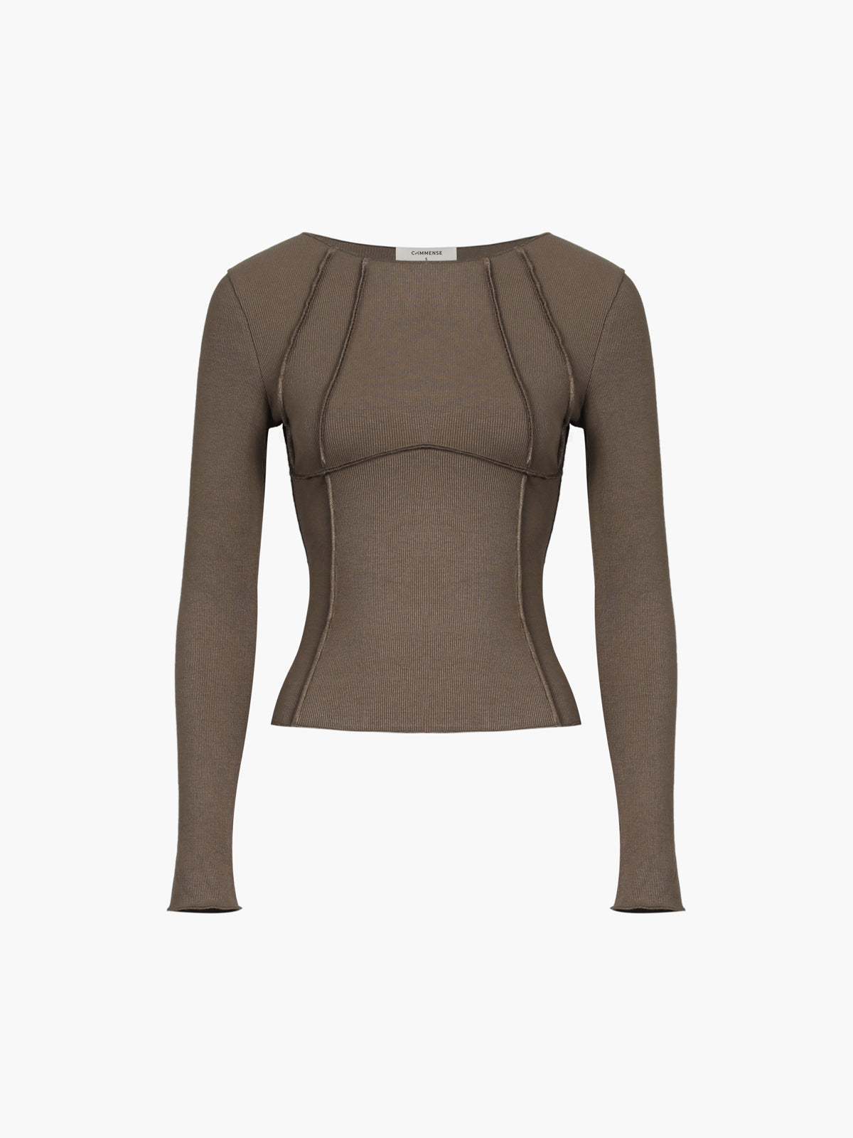 CD | Un top de iarnă sobru, elegant
