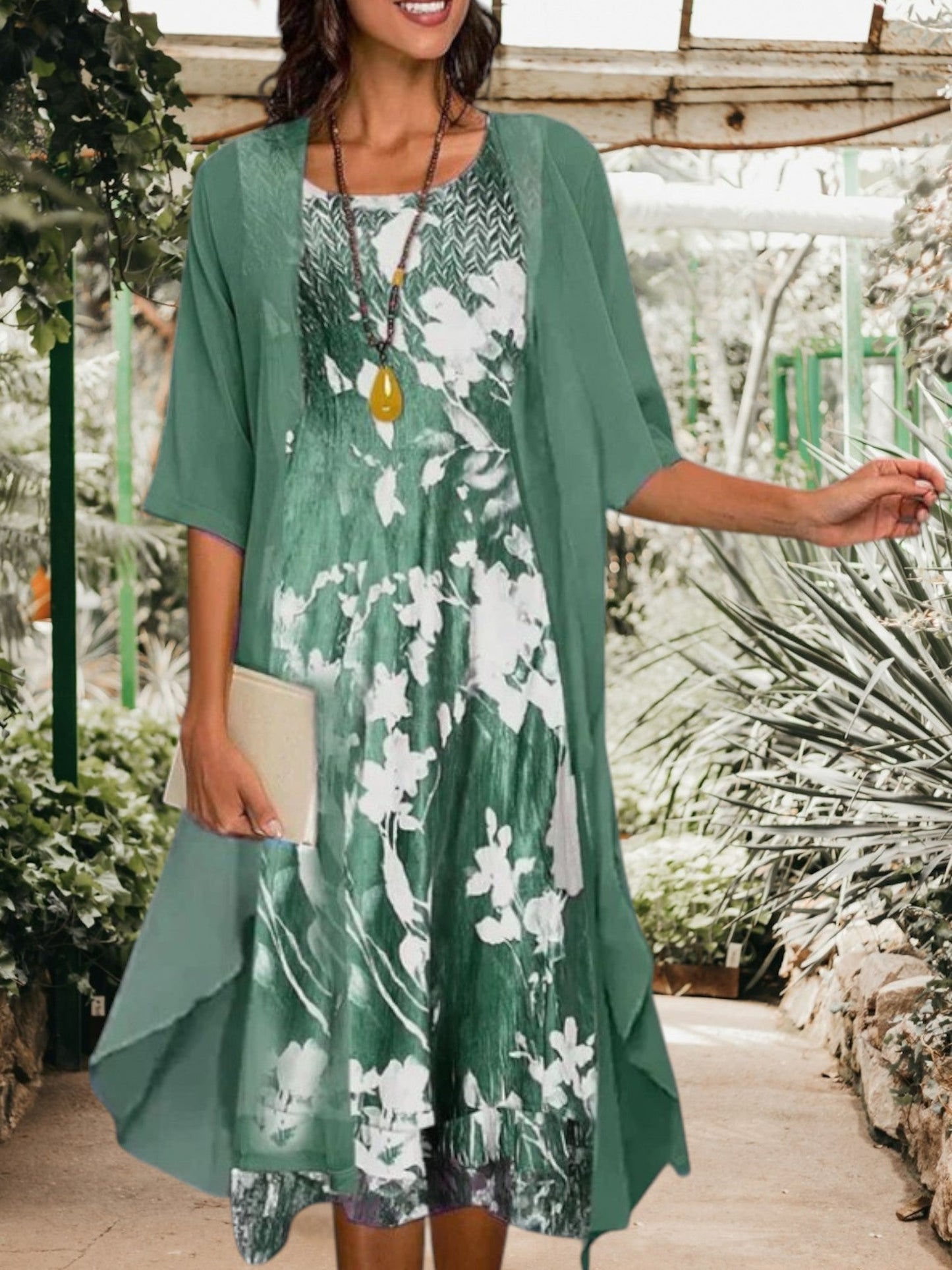 CD | rochie mini floral cu mâneci scurte și un stil blazer adaptat