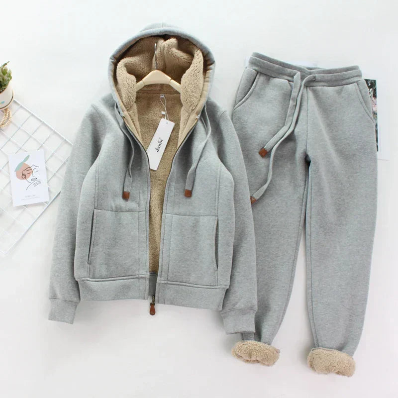 CD | Set elegant și la comandă de jachetă și pantaloni de iarnă
