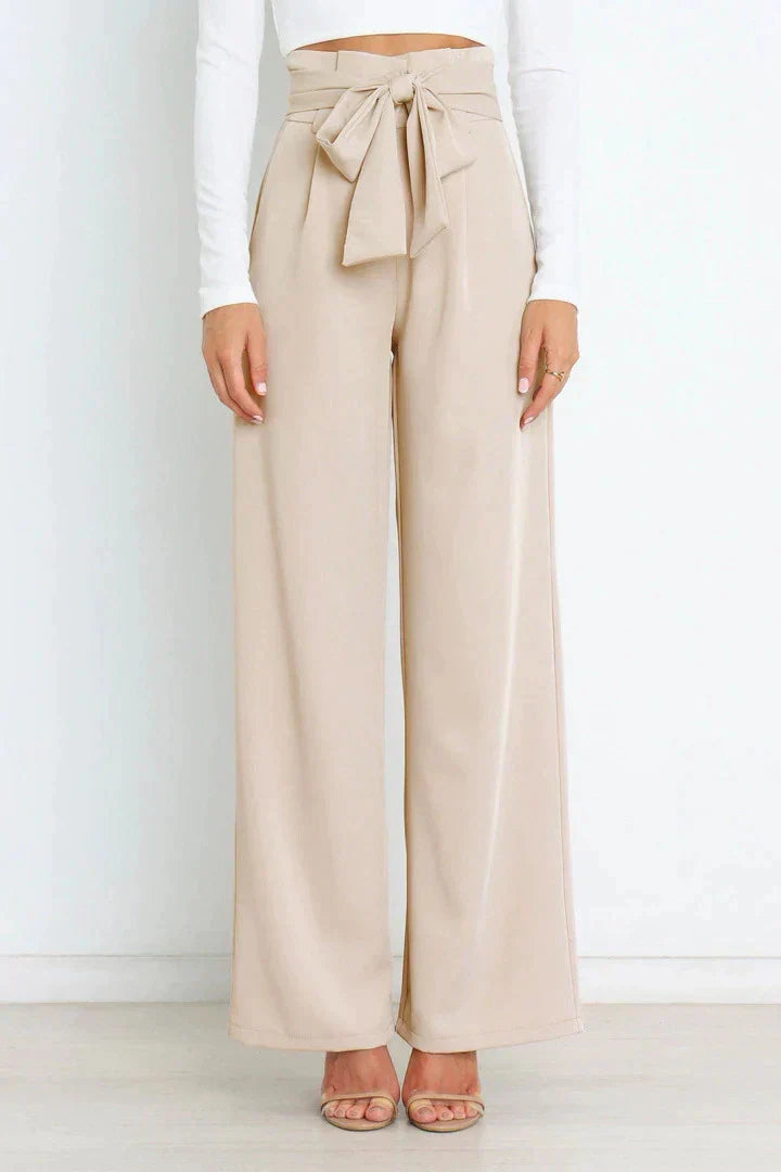 CD | Pantaloni stilați și eleganți