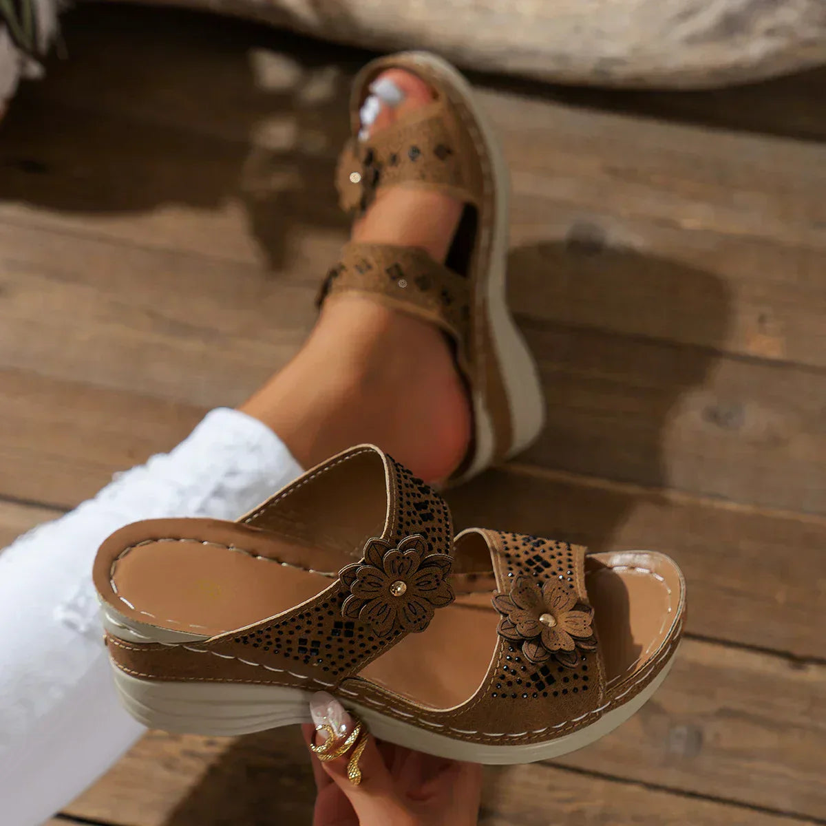 CD | Sandale Wedge Blossom
