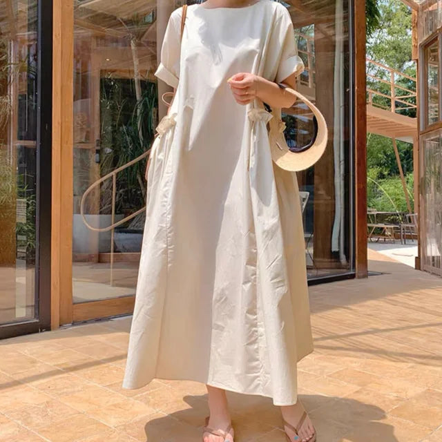 CD | Rochie minimalistă și ușoară