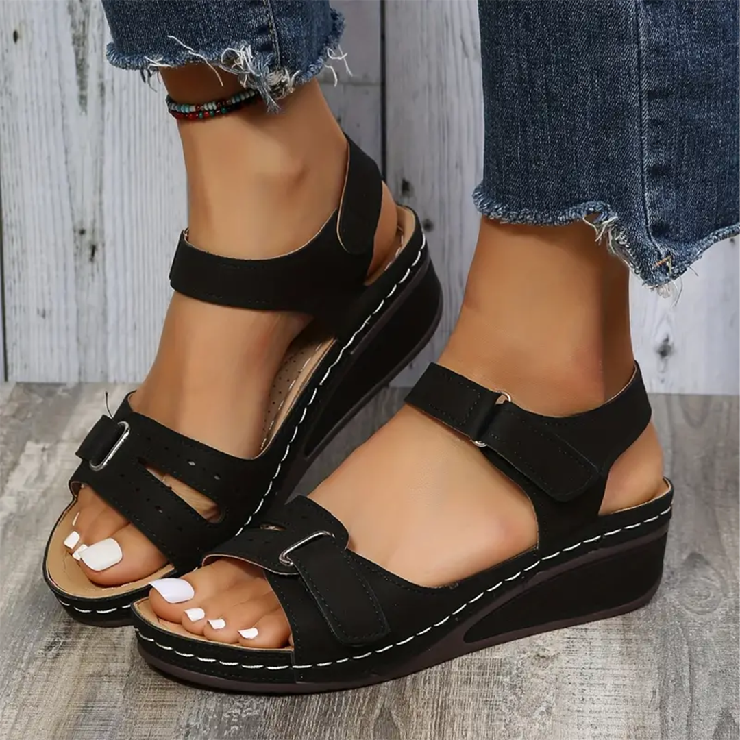 CD | | Sandale