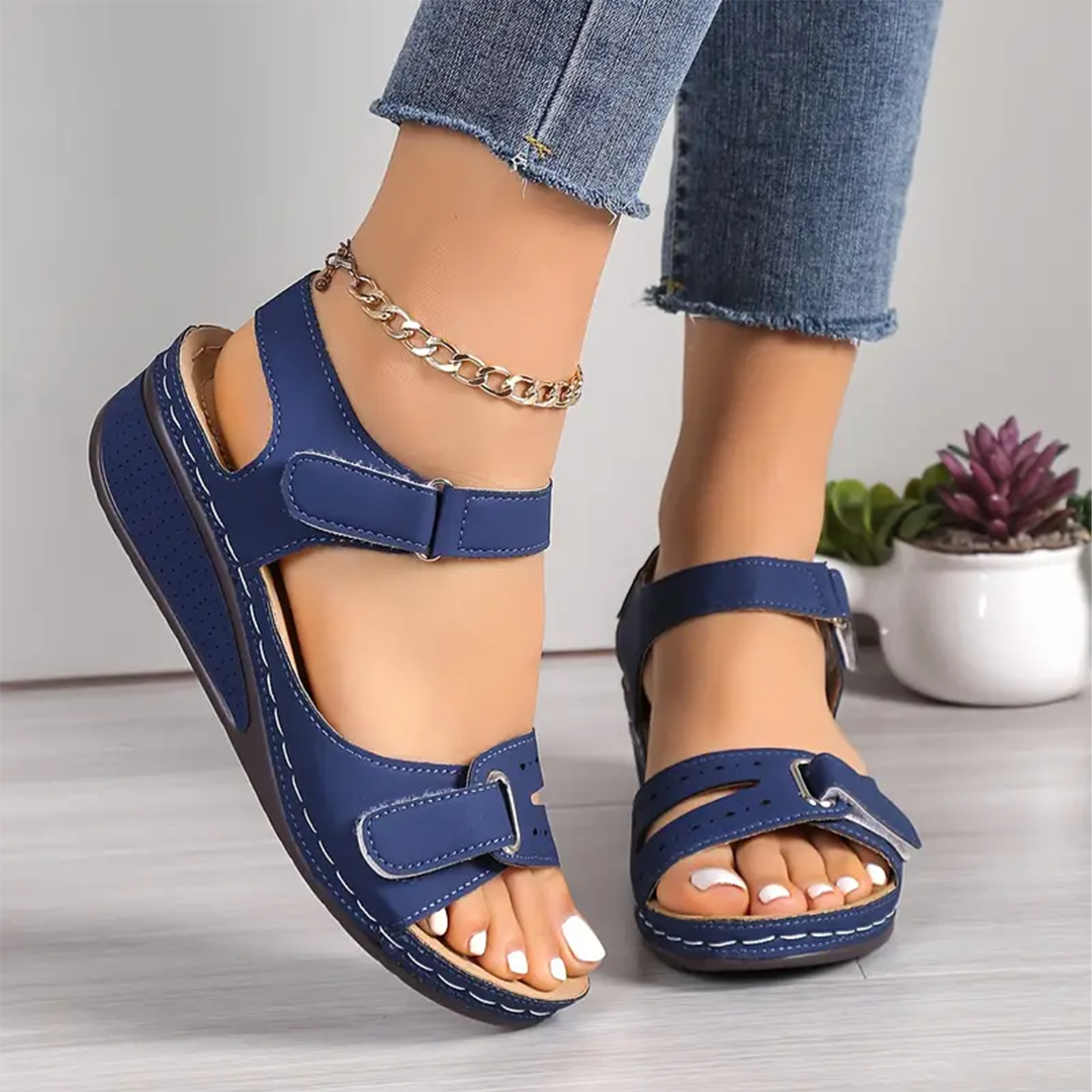 CD | | Sandale