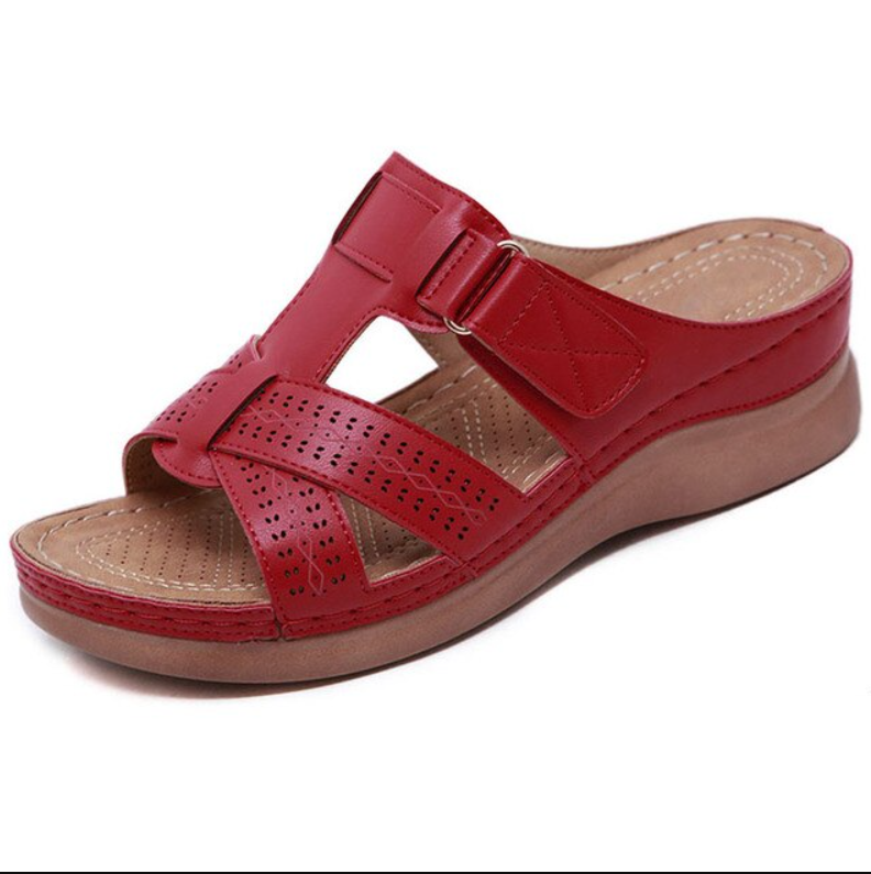 CD | : Sandale feminine clasice și pantofi retro