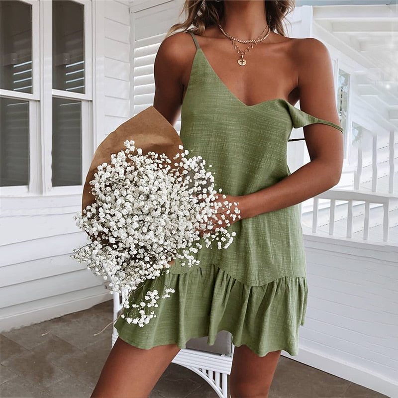 CD | Rochie mini lejeră cu bretele subțiri pentru un look relaxat de vară