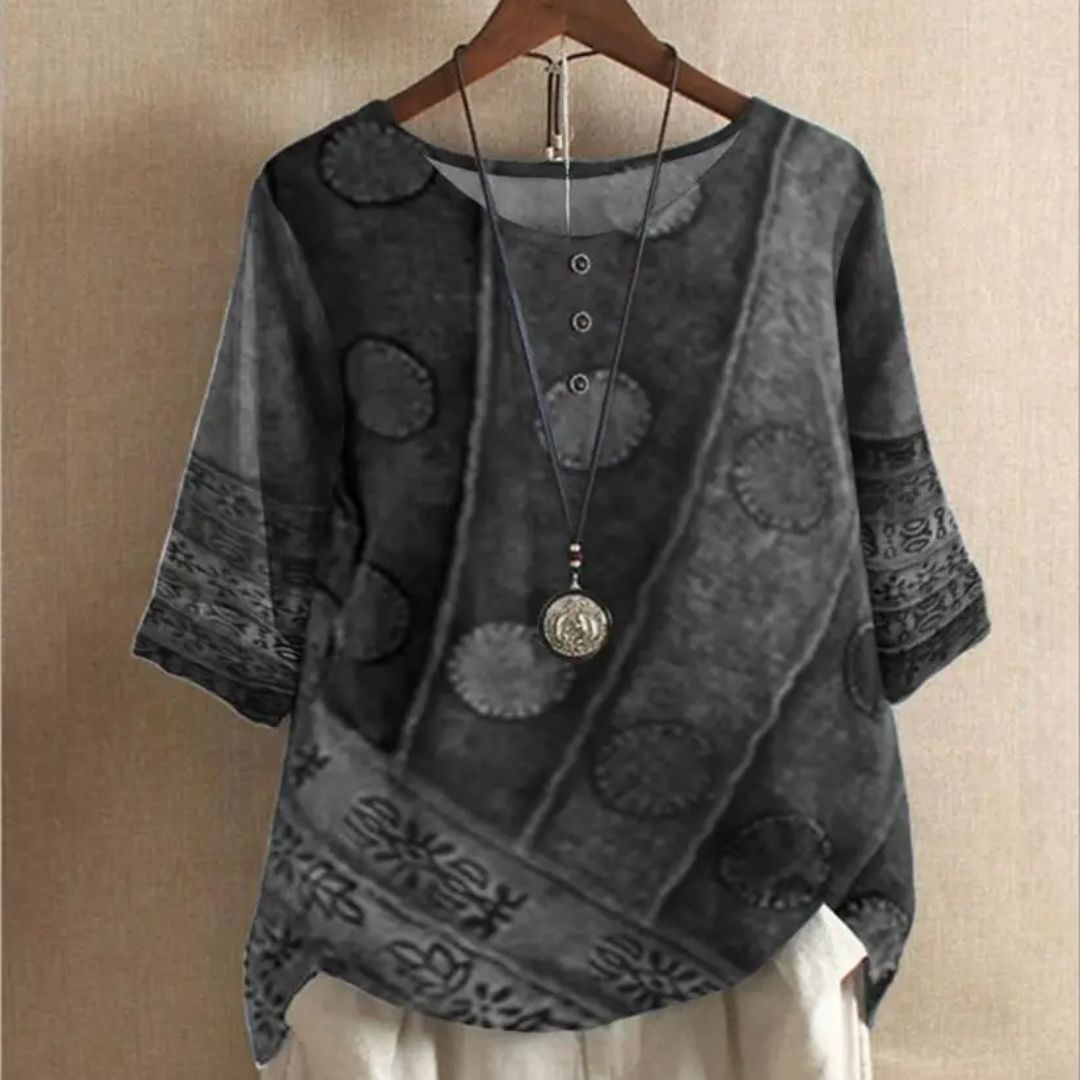CD | Tricou vintage și atrăgător
