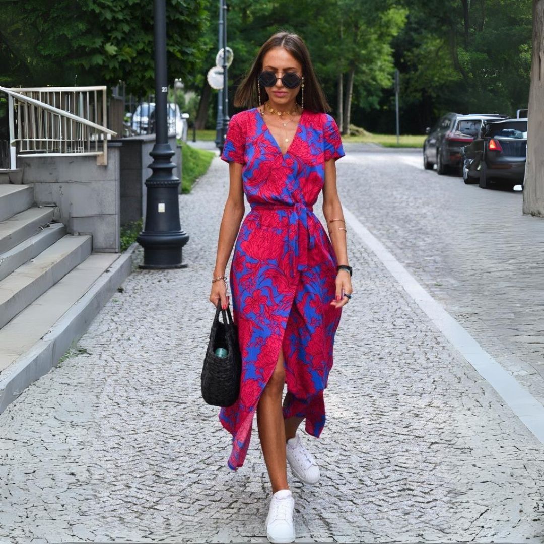 CD - Rochie elegantă cu decolteu în V