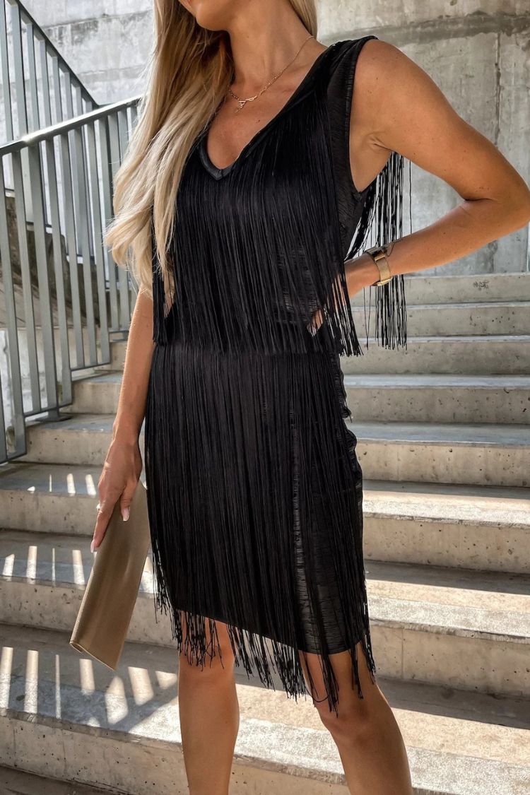 CD | Rochie mini fără mâneci cu decolteu în V și ciucuri