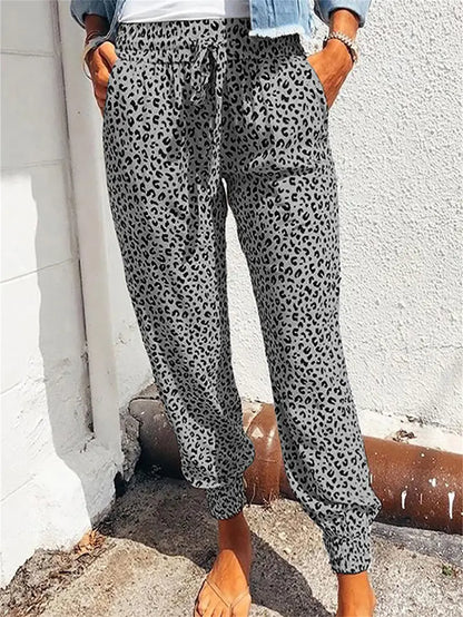 CD | Pantaloni confortabili și la modă