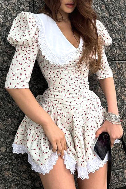 CD | Mini rochie cu guler Claudine în aspect retro