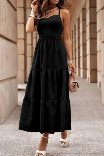 CD | Rochie croită de culoare ovăz cu corset fără spate și rochie maxi cu cravată