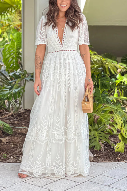 CD | ROCHIE MAXI ALBĂ CU OCHIURI DIN DANTELĂ