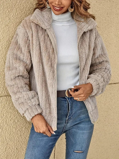 CD Cristina | Jachetă de iarnă trendy și elegantă