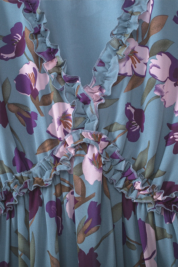 CD | Rochie maxi albastru deschis cu imprimeu floral și bordură cu volane