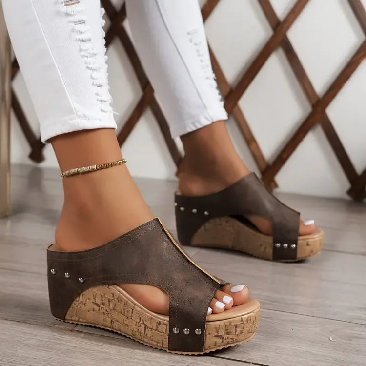 CD | | Sandale