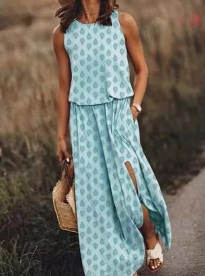 CD - Rochie fără mâneci cu decolteu rotund și ornamente