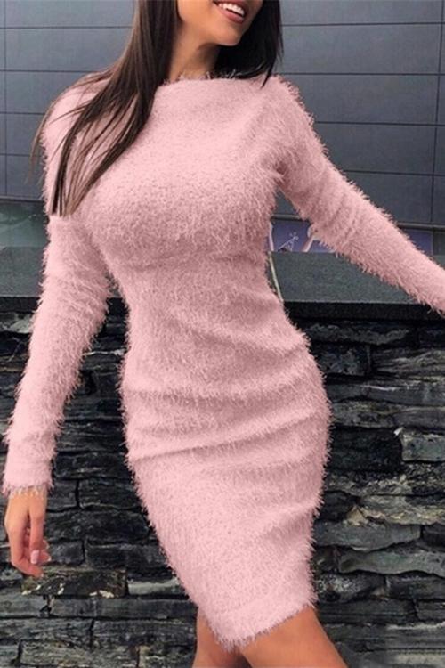 CD | Rochie necomplicată și la modă