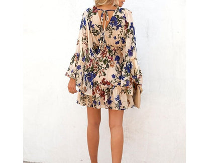 CD | Rochie mini A-line cu decolteu în V și model floral AH445