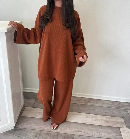 CD | Pantaloni stilați și eleganți