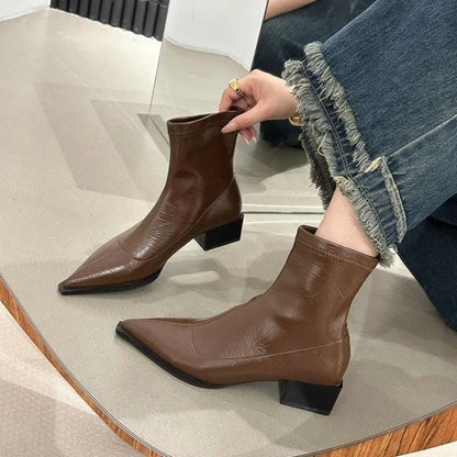 Ortopedice Tocuri la modă și de susținere