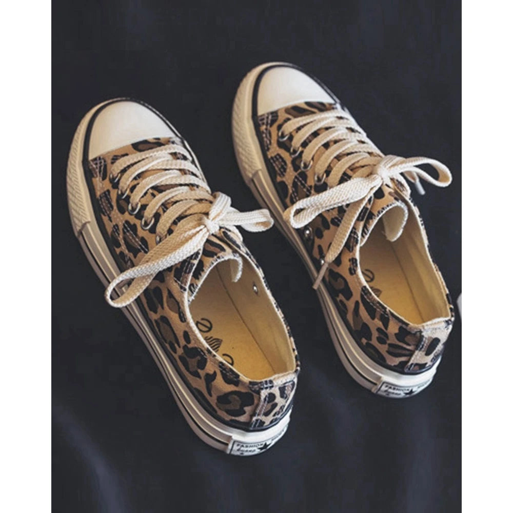 Ortopedice Adidași de susținere și elegante