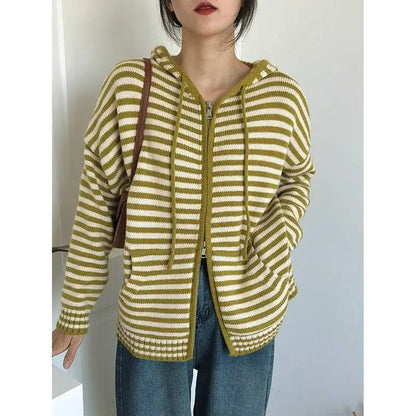 CD | Pulover de iarnă necomplicat și trendy