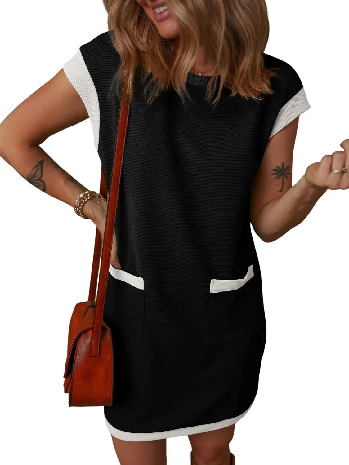 CD | Rochie mini cu decolteu rotund și mâneci lungi