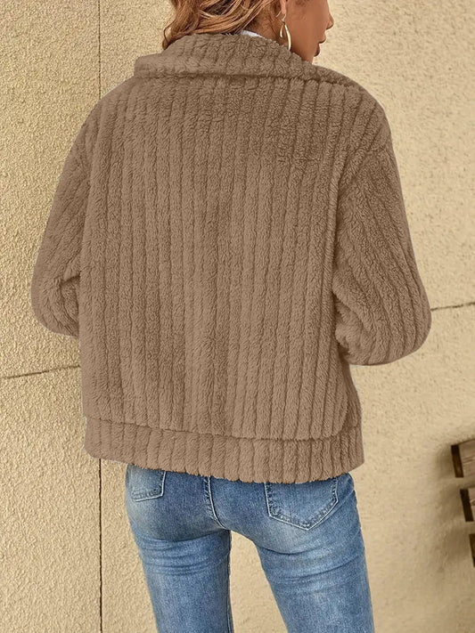 CD Cristina | Jachetă de iarnă trendy și elegantă