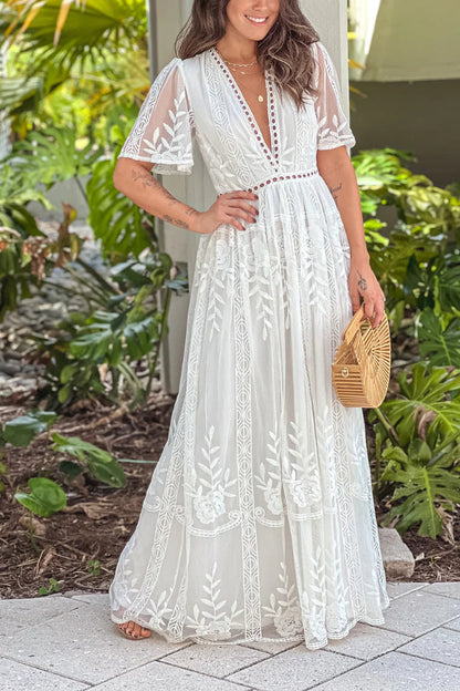 CD | ROCHIE MAXI ALBĂ CU OCHIURI DIN DANTELĂ