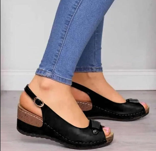 CD | Sandale cu toc wedge pentru femei